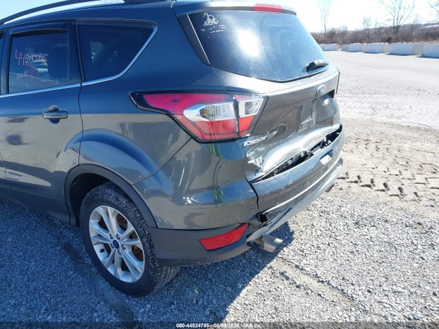 44524795 :رقم المزاد ، 1FMCU9GD2HUC55263 vin ، 2017 Ford Escape Se مزاد بيع