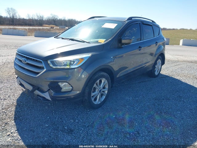 44524795 :رقم المزاد ، 1FMCU9GD2HUC55263 vin ، 2017 Ford Escape Se مزاد بيع
