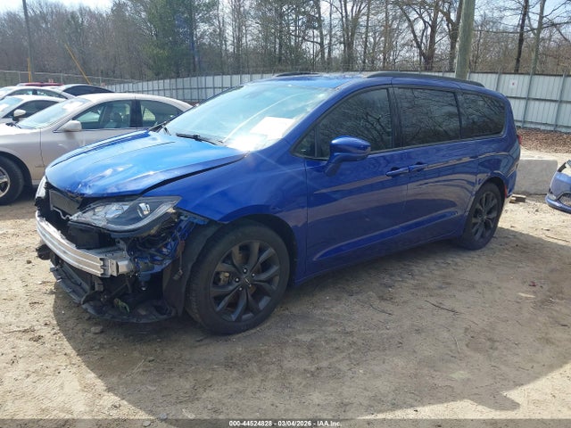2019 CHRYSLER PACIFICA 2C4RC1BG1KR708541 Photo 1