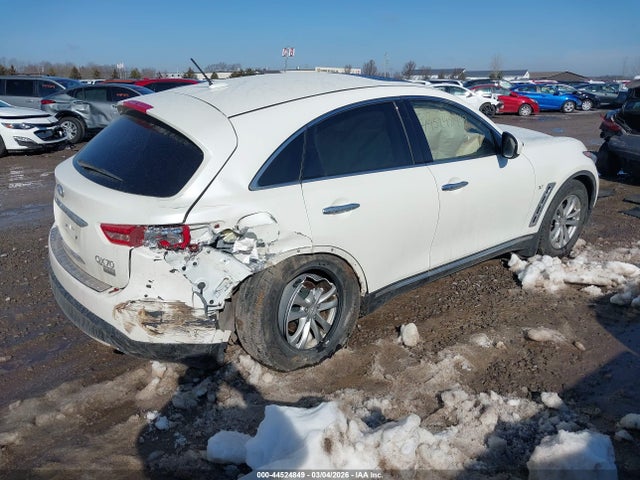 2017 INFINITI QX70 JN8CS1MW1HM414117 Photo 3