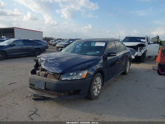 Продаж на аукціоні авто 2013 Volkswagen Passat S, vin: 1VWAH7A37DC098993, номер лоту: 44524874