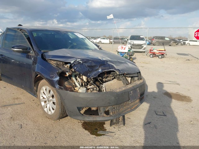 Продаж на аукціоні авто 2013 Volkswagen Passat S, vin: 1VWAH7A37DC098993, номер лоту: 44524874