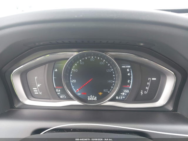2016 Volvo Xc60 T5 Drive-e Platinum მანქანა იყიდება აუქციონზე, vin: YV440MDM5G2860915, აუქციონის ნომერი: 44524879