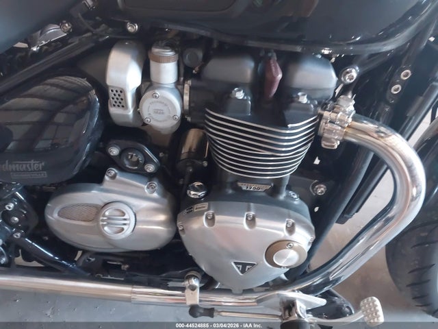2018 TRIUMPH MOTORCYCLE BONNEVILLE SMTD46HL0JT882179 Photo 7