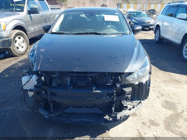 3MZBN1K75JM233667 Mazda Mazda3 Sport