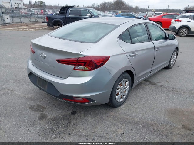 Hyundai ELANTRA SE 2020 5NPD74LF8LH614452 Image 4