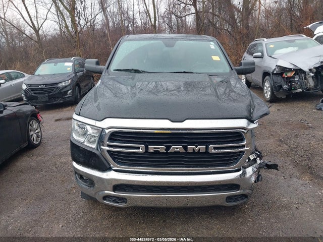 2021 Ram 1500 Big Horn  4x4 6'4 Box მანქანა იყიდება აუქციონზე, vin: 1C6SRFBT1MN731755, აუქციონის ნომერი: 44524972