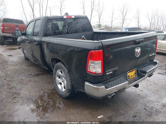 2021 Ram 1500 Big Horn  4x4 6'4 Box მანქანა იყიდება აუქციონზე, vin: 1C6SRFBT1MN731755, აუქციონის ნომერი: 44524972