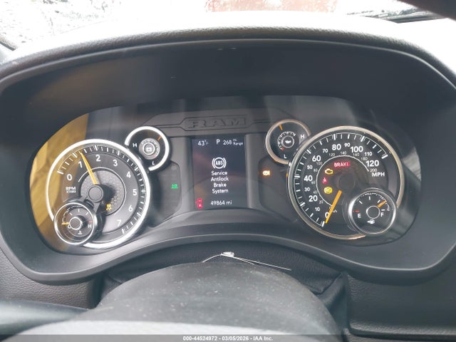 2021 Ram 1500 Big Horn  4x4 6'4 Box მანქანა იყიდება აუქციონზე, vin: 1C6SRFBT1MN731755, აუქციონის ნომერი: 44524972