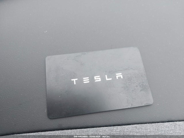2026 TESLA MODEL Y 7SAYGDED9TF382975 Photo 10