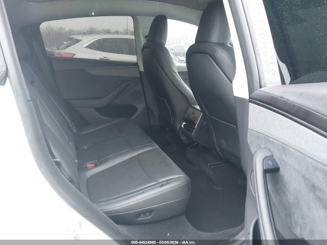 2026 TESLA MODEL Y 7SAYGDED9TF382975 Photo 7