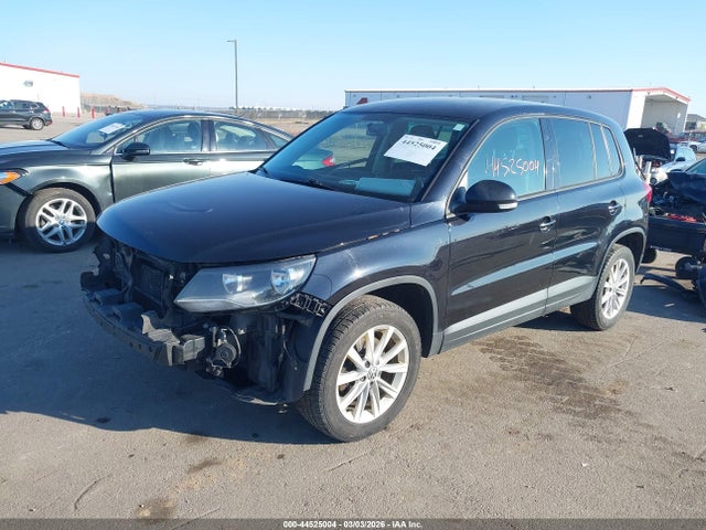 44525004 :رقم المزاد ، WVGBV3AX7EW598482 vin ، 2014 Volkswagen Tiguan Se مزاد بيع