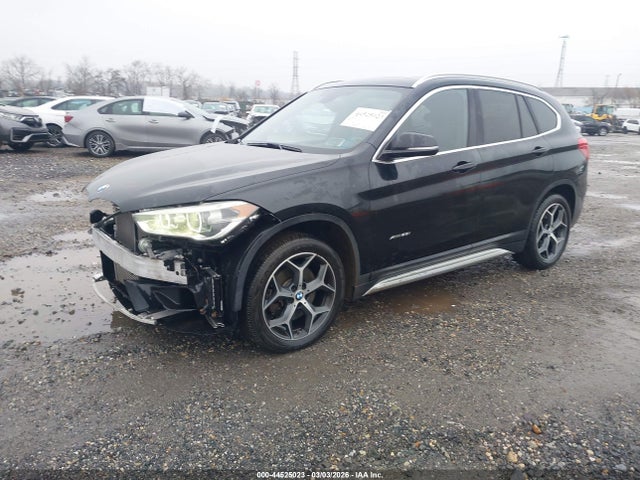 2017 Bmw X1 Xdrive28i მანქანა იყიდება აუქციონზე, vin: WBXHT3C33H5F80950, აუქციონის ნომერი: 44525023