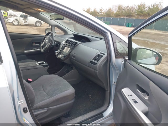 2014 TOYOTA PRIUS V JTDZN3EU0E3313724 Photo 4