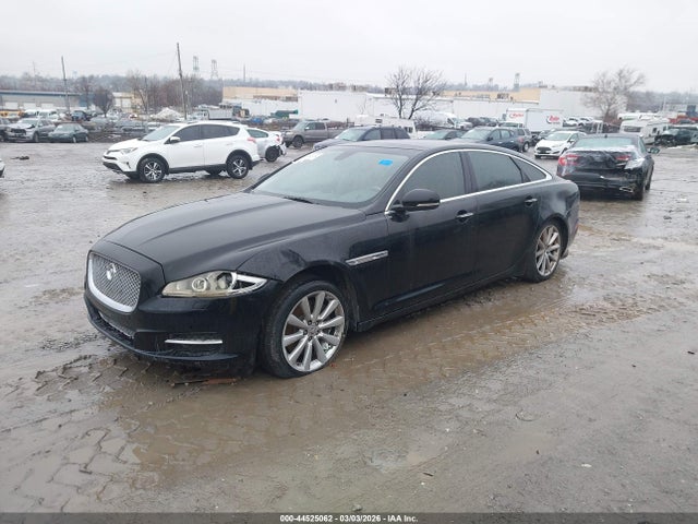 2011 JAGUAR XJ SAJWA2GB8BLV12313 Photo 1
