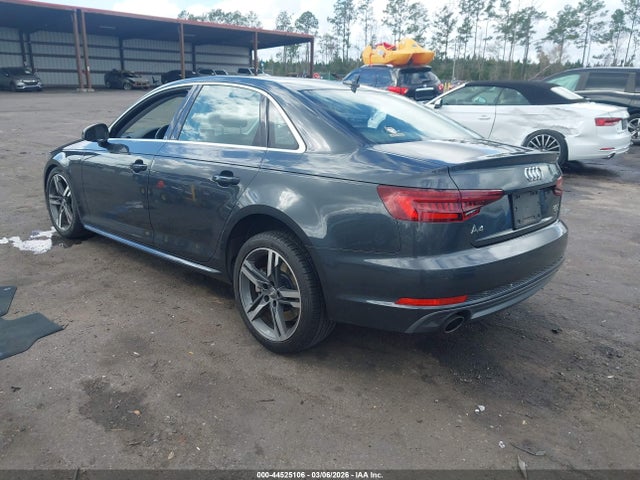 2018 AUDI A4 WAUENAF45JN019622 Photo 2
