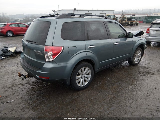 2013 Subaru Forester 2.5x Premium მანქანა იყიდება აუქციონზე, vin: JF2SHADC4DH409591, აუქციონის ნომერი: 44525109