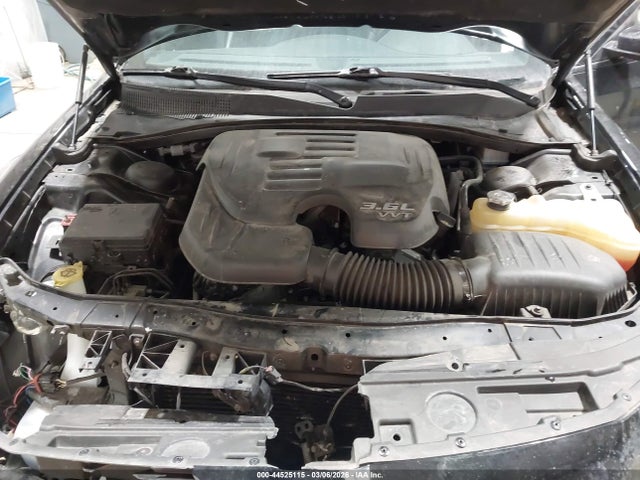 Продажа на аукционе авто 2018 Chrysler 300 300s Awd, vin: 2C3CCAGG2JH191838, номер лота: 44525115