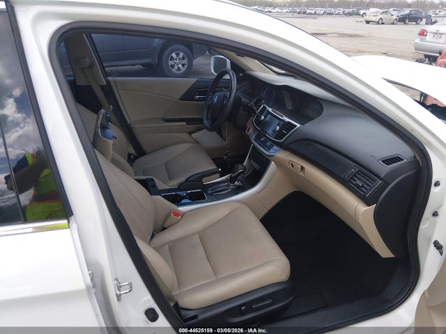 44525159 :رقم المزاد ، 1HGCR3F89FA027736 vin ، 2015 Honda Accord Ex-l V-6 مزاد بيع
