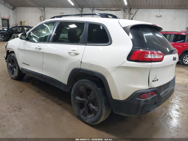 44525173 :رقم المزاد ، 1C4PJMCB7FW750064 vin ، 2015 Jeep Cherokee Latitude Altitude مزاد بيع