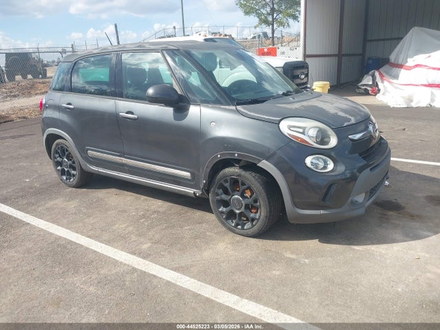 2015 FIAT 500L ZFBCFADH8FZ036544