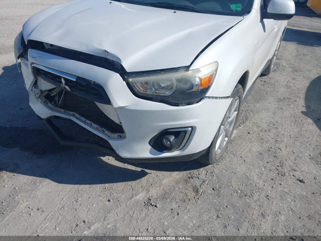 2015 MITSUBISHI OUTLANDER SPORT 4A4AP3AUXFE044482 Photo 5