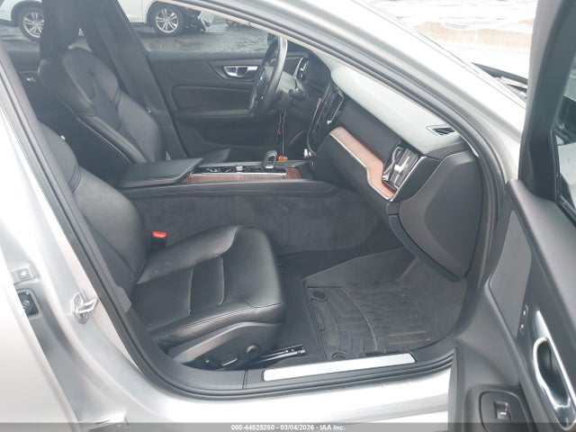 2022 VOLVO S60 7JRL12TZ9NG162712 Photo 4