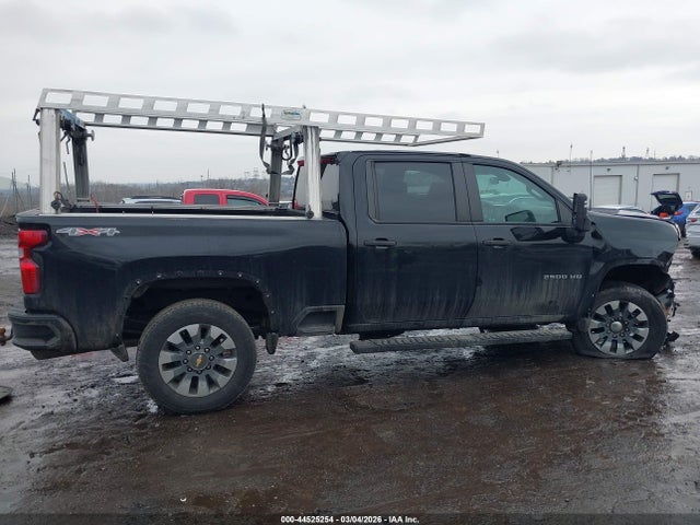 2GC4YME77P1700829 Chevrolet Silverado 2500hd 4wd Standard Bed Custom