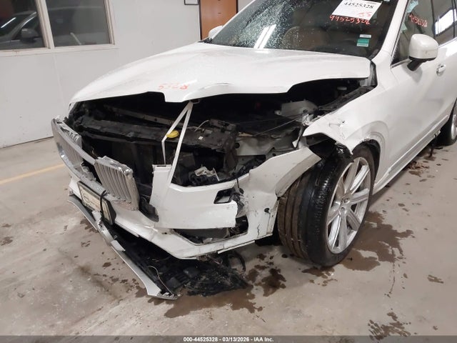 2019 Volvo Xc90 T6 Inscription მანქანა იყიდება აუქციონზე, vin: YV4A22PL1K1421388, აუქციონის ნომერი: 44525328