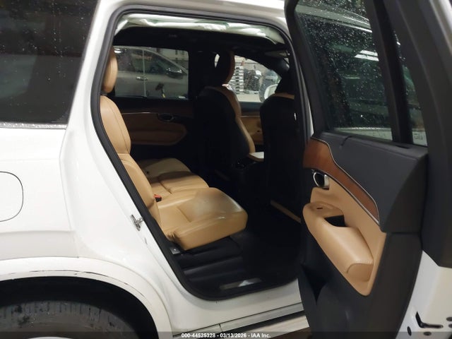 2019 Volvo Xc90 T6 Inscription მანქანა იყიდება აუქციონზე, vin: YV4A22PL1K1421388, აუქციონის ნომერი: 44525328