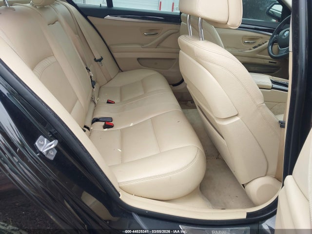 2015 Bmw 528i მანქანა იყიდება აუქციონზე, vin: WBA5A5C5XFD524634, აუქციონის ნომერი: 44525341