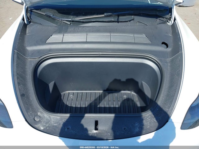44525358 :رقم المزاد ، 7SAYGDEF2PF777118 vin ، 2023 Tesla Model Y Performance Dual Motor All-wheel Drive مزاد بيع