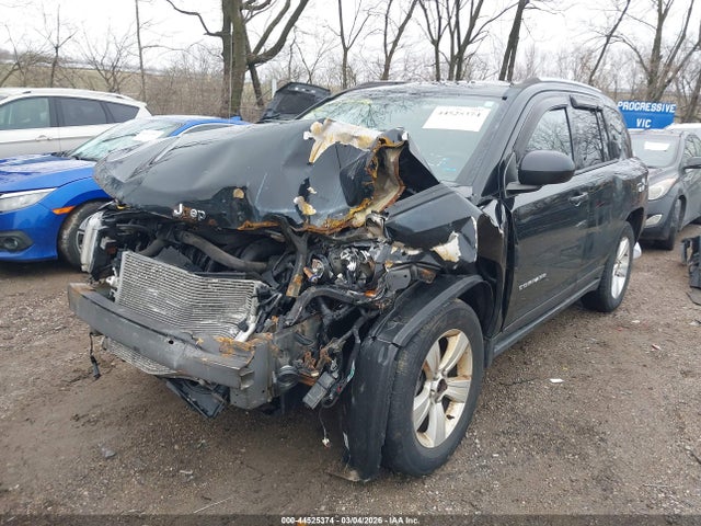 44525374 :رقم المزاد ، 1C4NJDEB1FD162368 vin ، 2015 Jeep Compass High Altitude Edition مزاد بيع