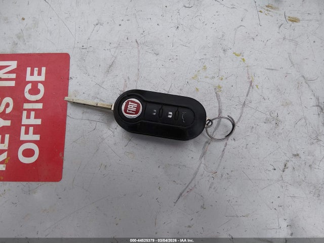 2014 FIAT 500 3C3CFFAR2ET205510 Photo 10