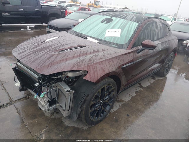 Aston Martin DBX 2021 SCFVUJAW4MTV02714 Image 2