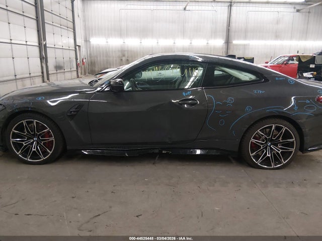 44525448 :رقم المزاد ، WBS43AZ09NCH83354 vin ، 2022 Bmw M4 Competition Xdrive مزاد بيع