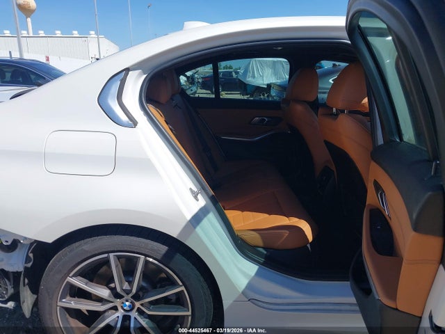 Продажа на аукционе авто 2021 Bmw 330i, vin: 3MW5R1J06M8B95451, номер лота: 44525467