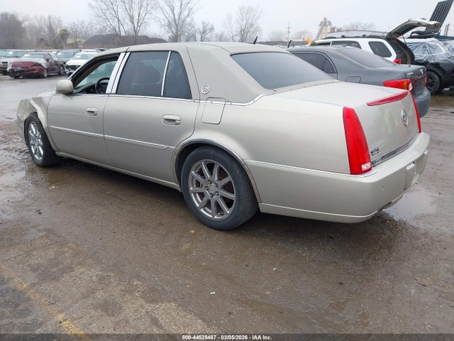 2007 CADILLAC DTS 1G6KD57997U224534 Photo 2