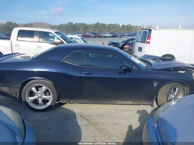 44525489 :رقم المزاد ، 2C3CDYBT7CH149842 vin ، 2012 Dodge Challenger R/t مزاد بيع