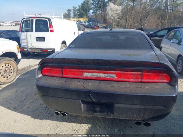 44525489 :رقم المزاد ، 2C3CDYBT7CH149842 vin ، 2012 Dodge Challenger R/t مزاد بيع