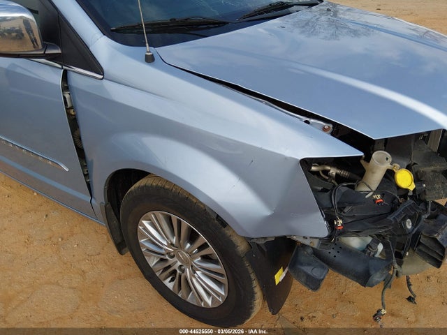 Продажа на аукционе авто 2013 Chrysler Town & Country Touring-l, vin: 2C4RC1CG2DR684168, номер лота: 44525550