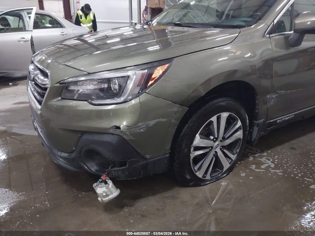 4S4BSANC8J3394984 Subaru Outback 2.5i Limited