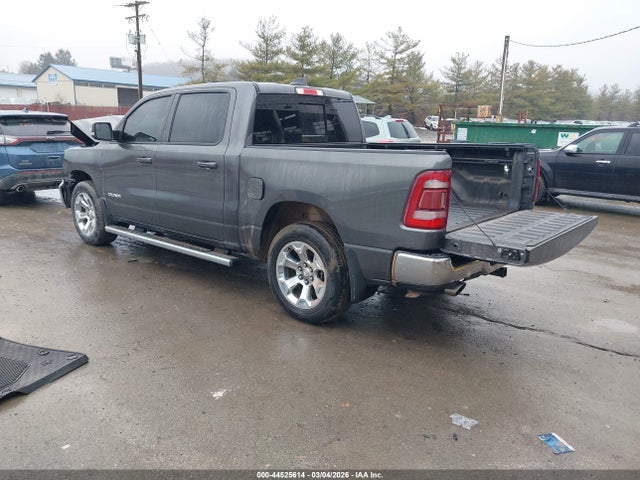2022 RAM 1500 1C6SRFFM9NN367380 Photo 2