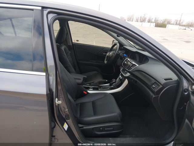 1HGCR6F7XEA000598 Honda Accord Hybrid Touring