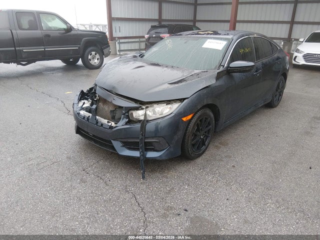 2HGFC2F51JH597819 Honda Civic Lx