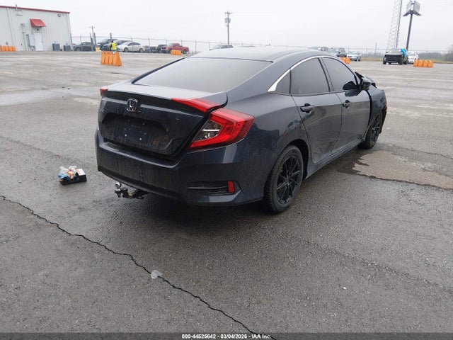 2HGFC2F51JH597819 Honda Civic Lx