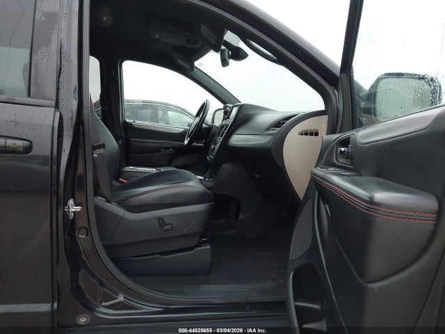 2C4RDGEG8JR361168 Dodge Grand Caravan Gt