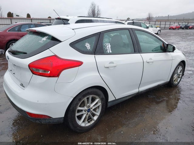 Ford FOCUS SE 2016 1FADP3K21GL294603 Image 4