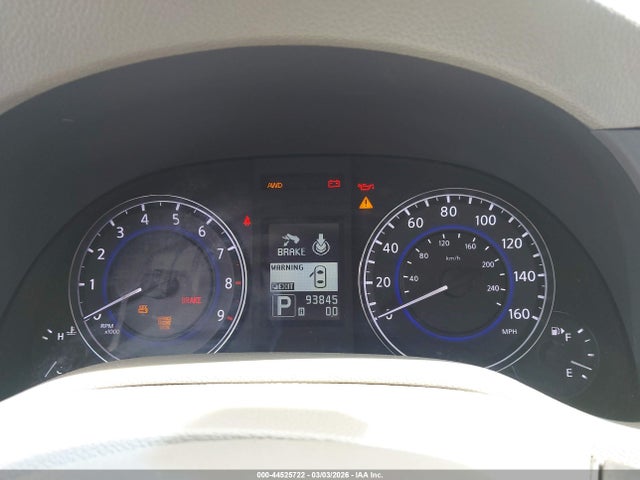 44525722 :رقم المزاد ، JN1CV6AR9FM522130 vin ، 2015 Infiniti Q40 مزاد بيع