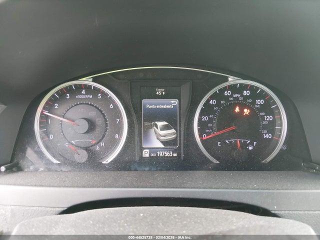 44525728 :رقم المزاد ، 4T1BF1FK8GU206493 vin ، 2016 Toyota Camry Se مزاد بيع